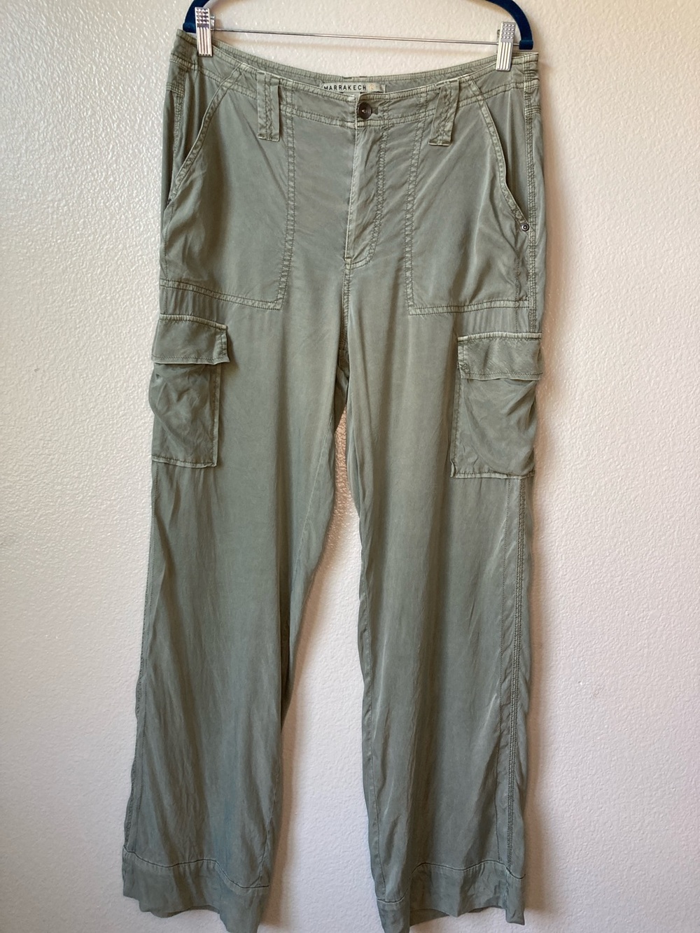 Marrakech silky cupro cargo pants y2k vibes flowy boho sage green sz 30